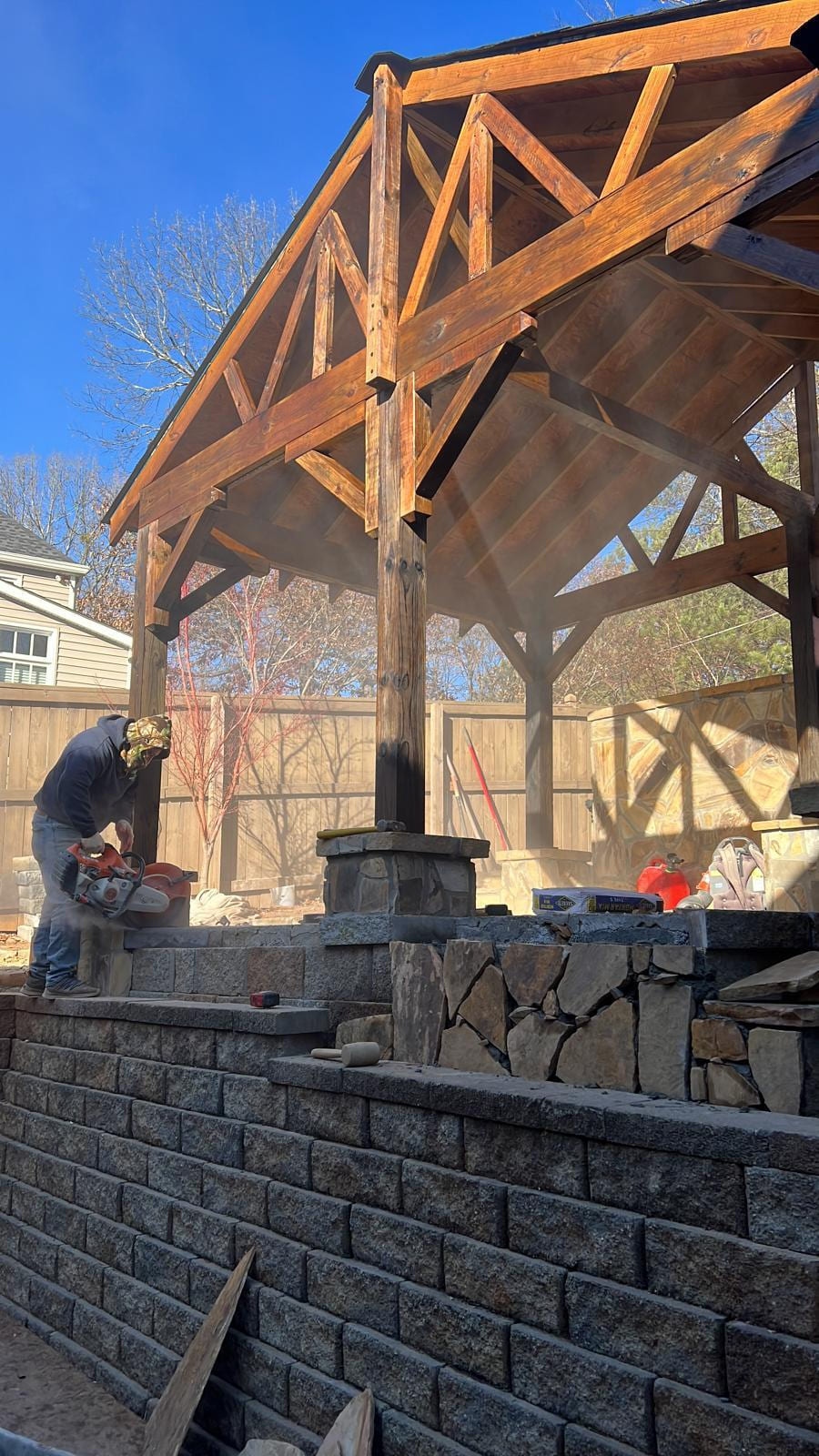 Oscar's Custom Patios & Decks